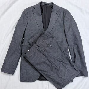 HTML1924 New York Collection Suit 34-36R black- grey fine Houndstooth